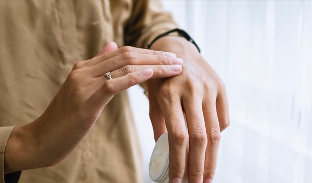 İnternetten satılan "sahte kremler" deri hastalıklarını tetikleyebilir uyarısı