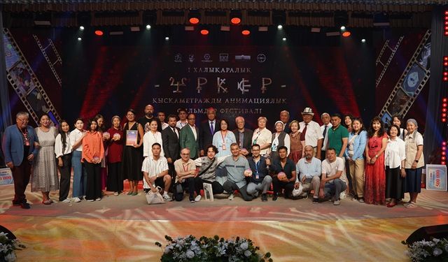 TÜRKSOY, Kazakistan'ın Aktau şehrinde Ürker Uluslararası Kısa Film Festivali düzenledi