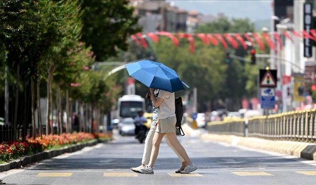 Hafta sonu sıcaklıklar mevsim normalleri üzerinde seyredecek