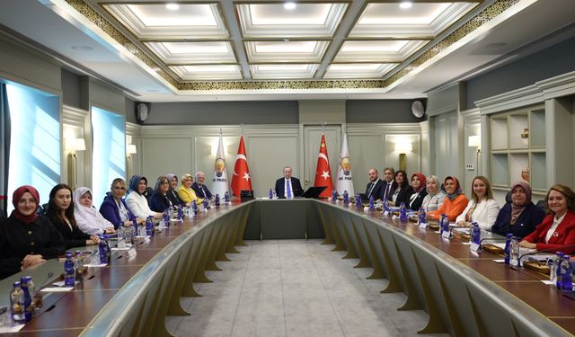 Cumhurbaşkanı Erdoğan, AK Parti'li kadın belediye başkanlarını kabul etti