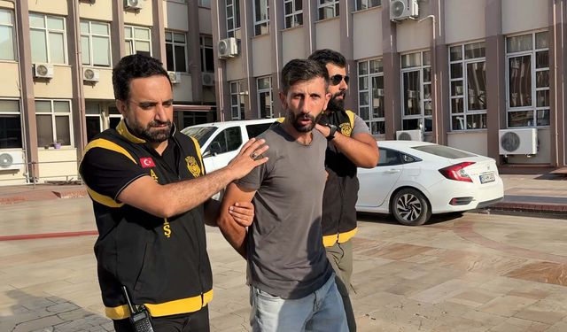 Firari hırsızlık hükümlüsünü müşteri görünümündeki polisler yakaladı