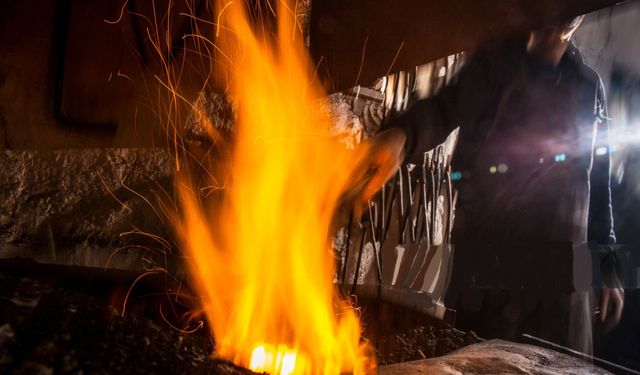 Uzman Psikolog uyardı: Ateşle oynamak ‘piromani’nin habercisi olabilir