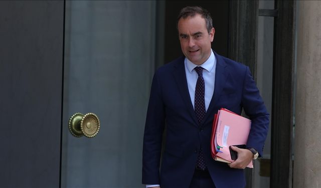 Fransa Cumhurbaşkanı Macron, Sebastien Lecornu'yu yeni başbakan olarak atadı