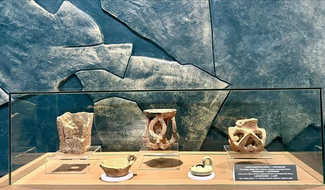 Arkeolojik kazı çalışmalarında keşfedilen Oğuzlar dönemine ait eserler tanıtıldı