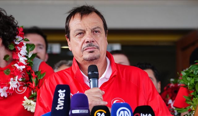 A Milli Erkek Basketbol Takımı Başantrenörü Ergin Ataman gelecek için ümitli