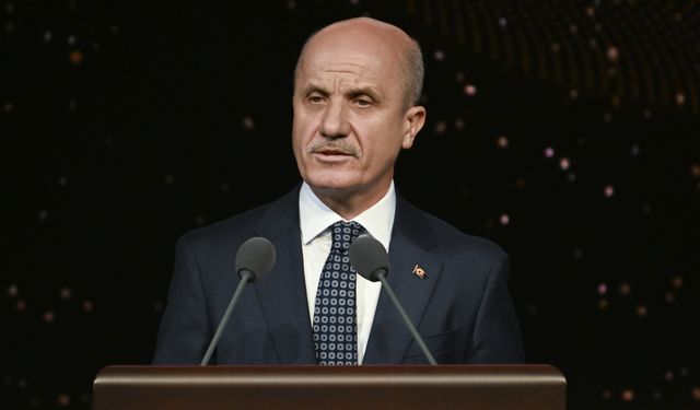 YÖK Başkanı Prof. Dr. Özvar, 2025-2026 Yükseköğretim Akademik Yıl Açılış Töreni'nde konuştu