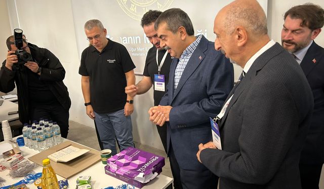 Bakan Tekin, ODTÜ'de zeka ve yetenek atölyelerini ziyaret etti