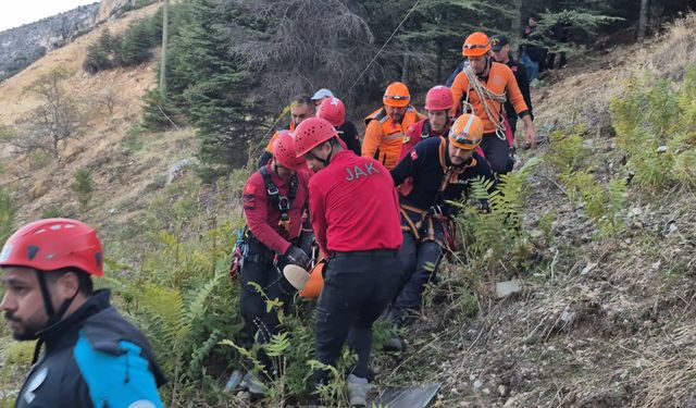 Doğa yürüyüşünde kaybolan emekli muhasebeci 4 günde bulundu