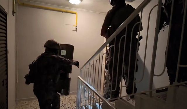 6 ilde terör örgütü operasyonlarında çok sayıda kişi yakalandı