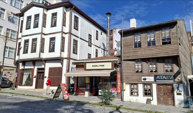 Sinop'un tarihe tanıklık etmiş yapıları restore edilerek turizme kazandırılıyor