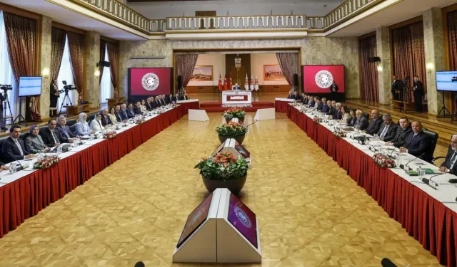 Komisyondan tarihi karar: "İmralı'ya gidiliyor"