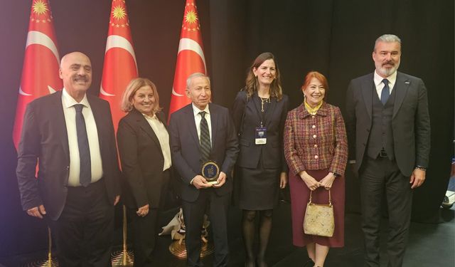 TÜSEB’in Prestij Ödülü Atabay İlaç’ın oldu