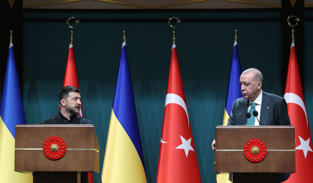 Cumhurbaşkanı Erdoğan, Zelenskiy ile ortak basın toplantısı düzenledi