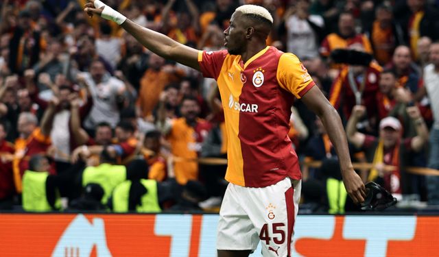 Galatasaray’a Şok:Osimhen Milli Takımda Sakatlandı – Derbide Oynayabilecek mi?
