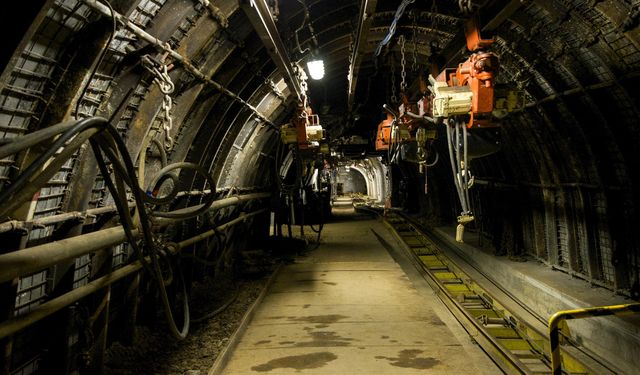 İspanya'da kömür madeninde göçük: 2 ölü