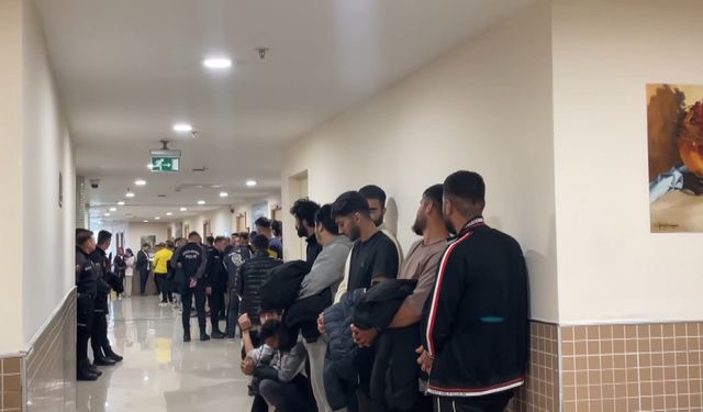 İstanbul merkezli 29 ilde 'fal, büyü dolandırıcılığı' operasyonu: 42 tutuklama