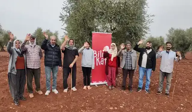 Kilis 7 Aralık Üniversitesinden köylüye uygulamalı zeytin hasadı eğitimi