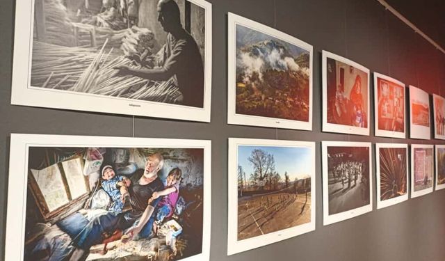 'Sakarya: Kültür, Bellek, Aidiyet' sergisi açıldı