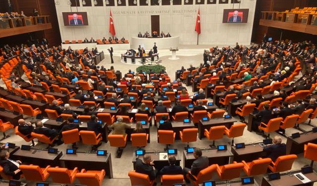 TBMM'de turizm ve vakıflarla ilgili düzenlemeler görüşülmeye devam edilecek