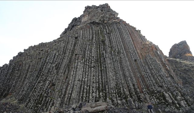 Muş'ta tabiat harikası bazalt sütunları keşfedilmeyi bekliyor