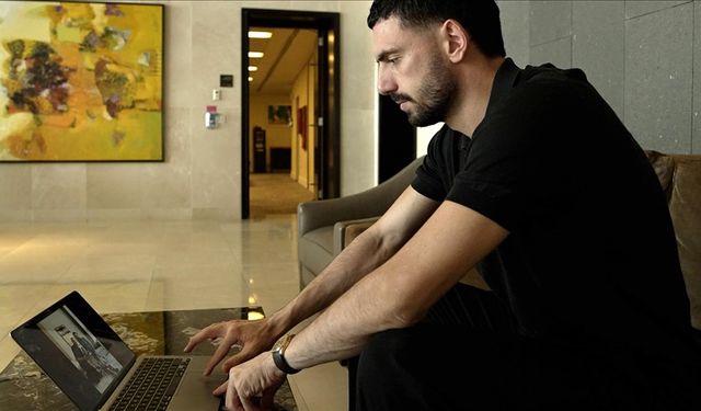 Merih Demiral “Ailemiz Geleceğimiz” fotoğraf yarışmasına katıldı