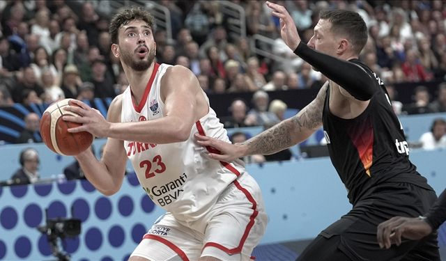 Alperen Şengün "3 sayılık atışlarını" EuroBasket 2025'te geliştirdi