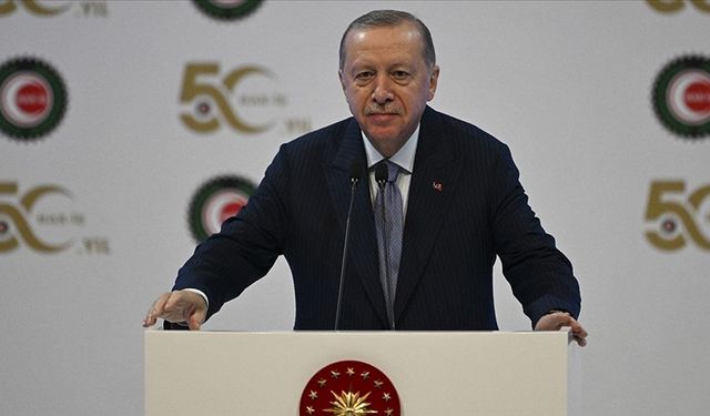 Erdoğan: Alın teri ve emek hiçbir ideolojiye ipotek edilemeyecek kadar kutsaldır