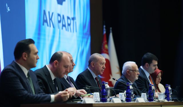 AK Parti'de MKYK toplandı