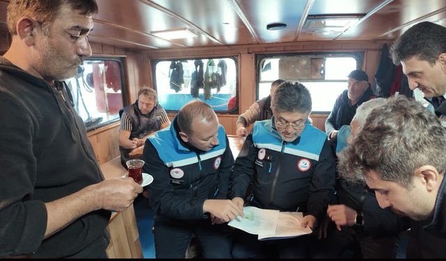 Bakan Yumaklı Boğaz’da balıkçıları denetledi
