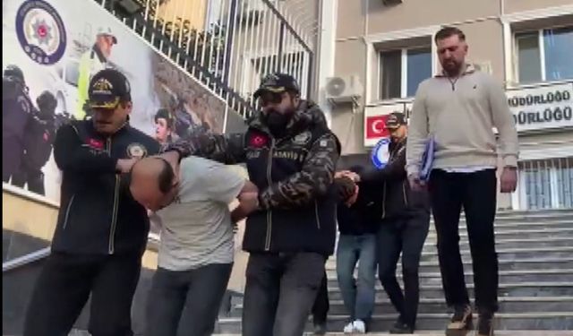 Silah zoruyla girdikleri evde iki kişiyi darbederek ziynet eşyalarını gasbeden şüpheliler yakalandı