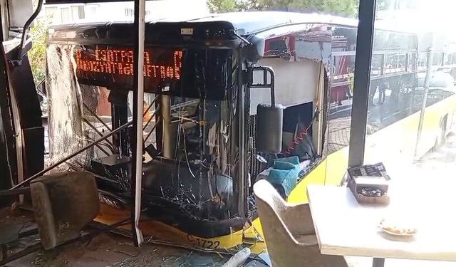 Börekçiye giren İETT otobüsünün şoförü: Fren tutmadı, gaz pedalının takılı kaldığını düşünüyorum