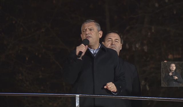 Özgür Özel Kağıthane'de konuştu