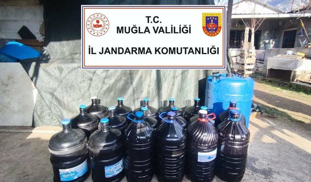 Muğla’da 1 ton sahte içki yakalandı