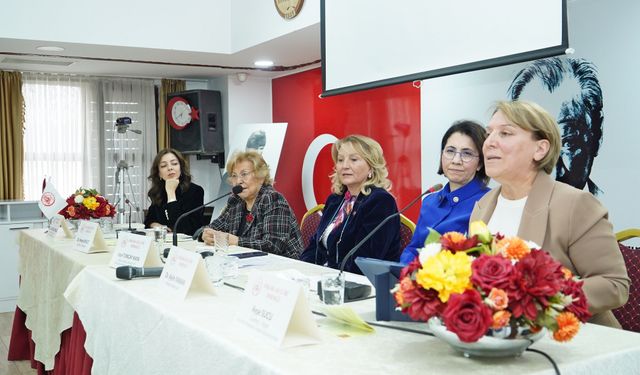 Her alanda kadın, her alanda eşit temsil