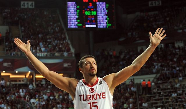 Türk basketbolunun efsanesi Hidayet Türkoğlu, "FIBA Onur Listesi"nde