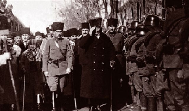 Büyük Önder Atatürk, Milli Mücadele'nin kalbi Ankara'ya 106 yıl önce adım attı