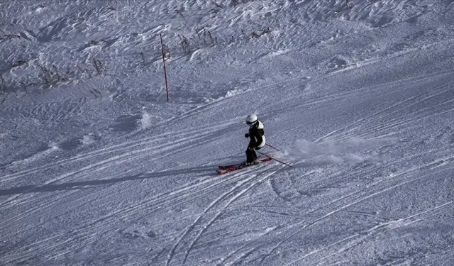 Palandöken, Türkiye'nin her tarafından kayakseverleri ağırlıyor