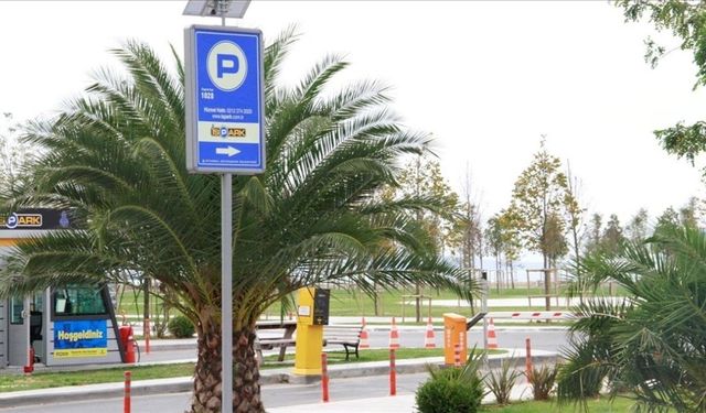 İstanbul'da İSPARK otopark ücretlerine yüzde 62,5'e varan oranlarda zam yapıldı