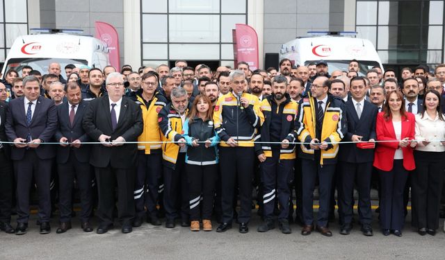 Bakanlıktan 6 bin 308 yeni ambulans filosu