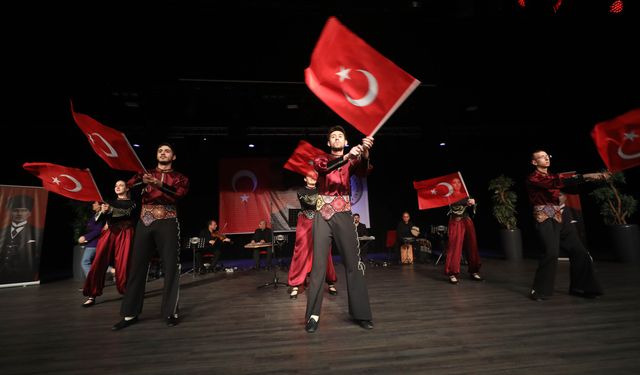 Yenimahalle’de Atatürk’ün Sevdiği Şarkılar yankılandı