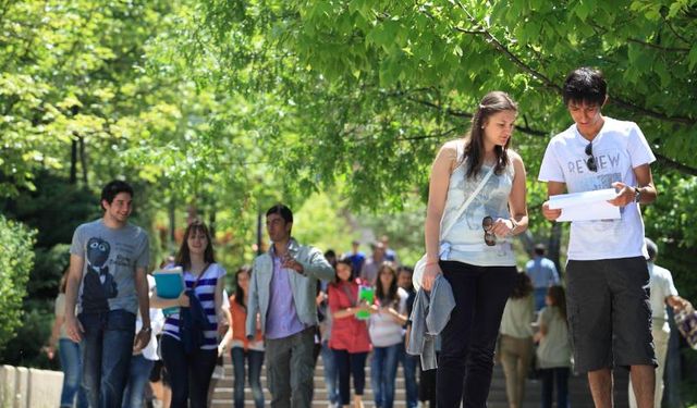 Üniversitelerde 3 yılda mezuniyet modeline öğrencilerden destek