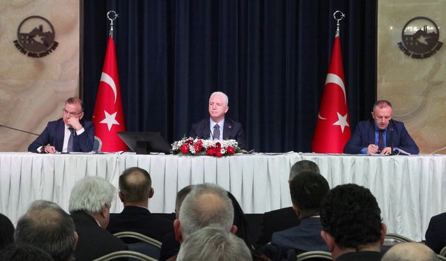 Vali Gül: İstanbul'da depreme dayanıklı ya da dayanıksız kamu binası kavramını gündemimizden çıkartmış olacağız