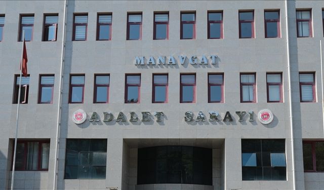 Manavgat Belediyesine yönelik "rüşvet" davası sanıklarının yargılanması sürüyor