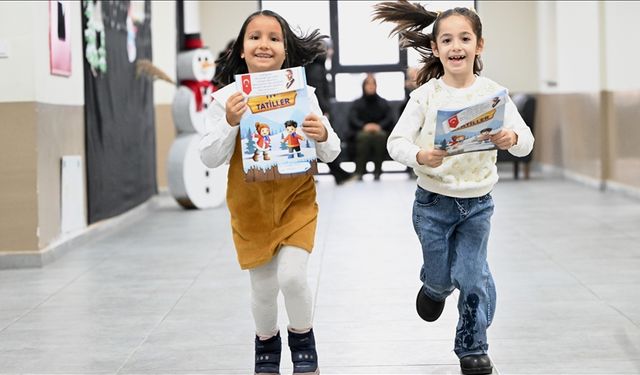 Okullarda karne heyecanı