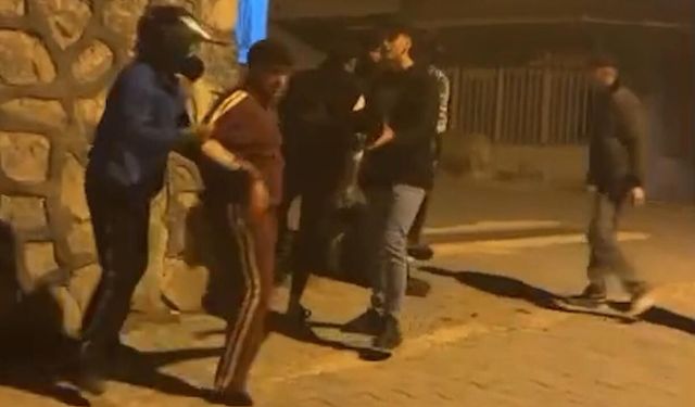 1 kişiyi darbedip görüntülerini paylaştılar; inceleme başlatıldı