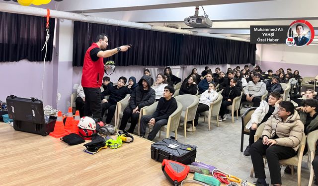 Başkentli arama kurtarmacılardan öğrencilere afet farkındalık eğitimi