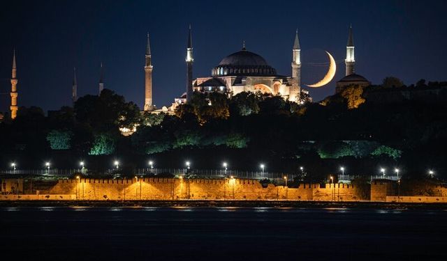 Berat Kandili bugün idrak ediliyor