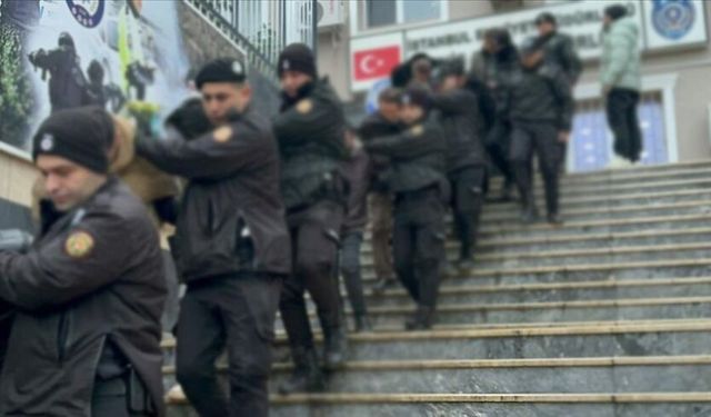 İstanbul merkezli 14 ildeki uyuşturucu operasyonunda 324 şüpheli tutuklandı