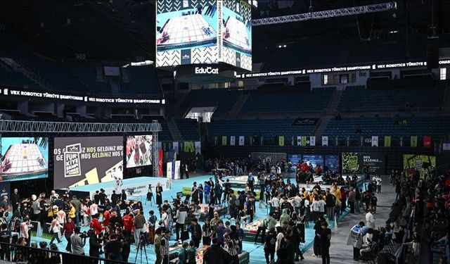 "VEX Robotics Türkiye Şampiyonası" İstanbul'da başladı