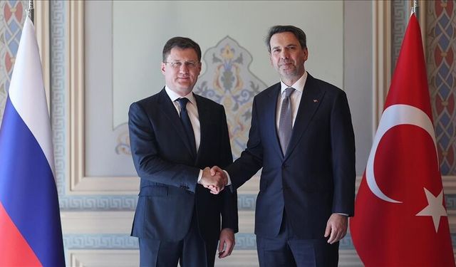Bakan Bayraktar, Rusya Başbakan Yardımcısı Novak ile iş birliği fırsatlarını görüştü